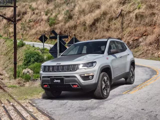 吉普指南者顶配精英版,jeep指南者进口版顶配