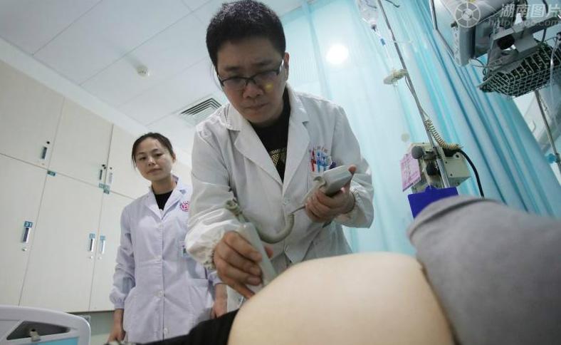 顺产分娩如何避免各种尴尬,顺产必须面对的五大尴尬