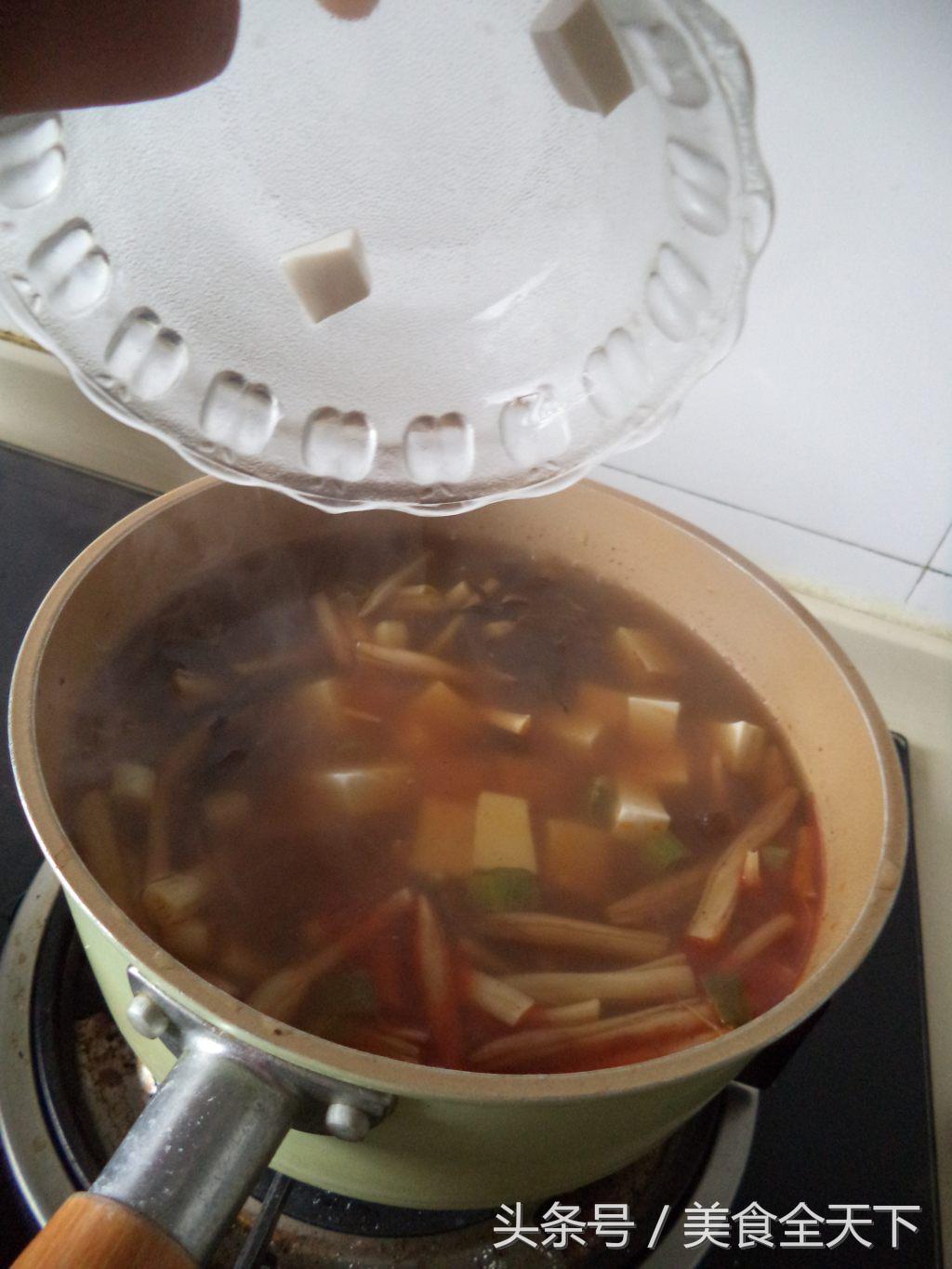 天气转凉给家人来碗酸辣汤,天气闷热来碗酸辣汤开胃