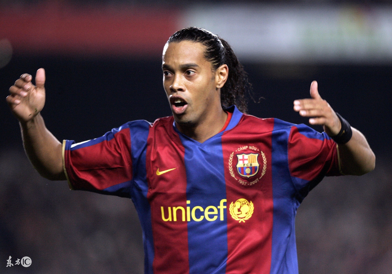 身为皇马对手，却能让伯纳乌8万球迷为之鼓掌的一代足球大师