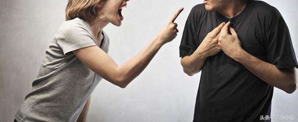 女老板老是讨厌我,下属讨厌女老板