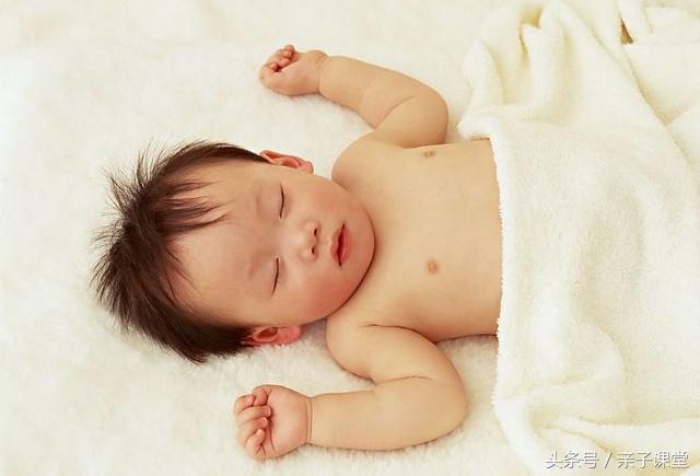 三岁小孩睡前哭闹怎么办,3岁宝宝天天哭闹家长忍不住打了