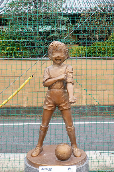 繁华的东京有多可归,繁华的东京不夜的城