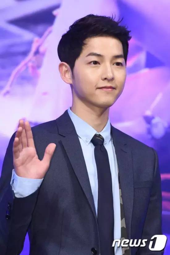 “牛奶男星”怎么喝出来，带你们看看蒙牛工厂内部就知道了！