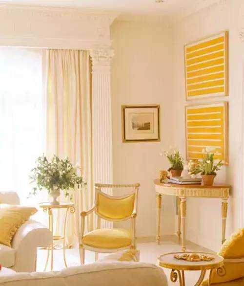 怎么搭配软装让客厅温馨,怎么配软装才让家温馨又实用