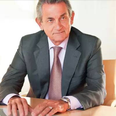 别再为智能手表互掐，听听瑞士制表大佬怎么说|回顾雅趣走过的巴塞尔