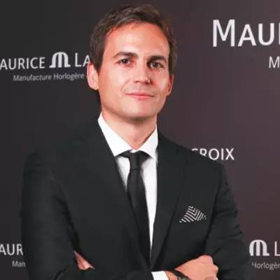 别再为智能手表互掐，听听瑞士制表大佬怎么说|回顾雅趣走过的巴塞尔