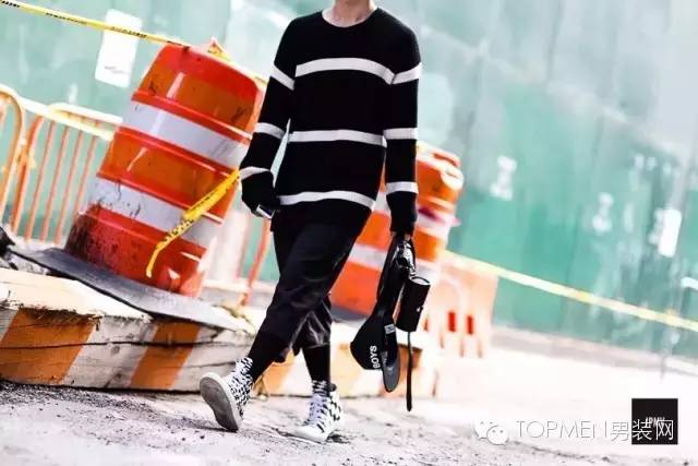 管你花枝招展，我却独爱黑白