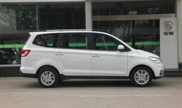 五菱宏光s1最新评价,宏光s1哪一年的质量最好