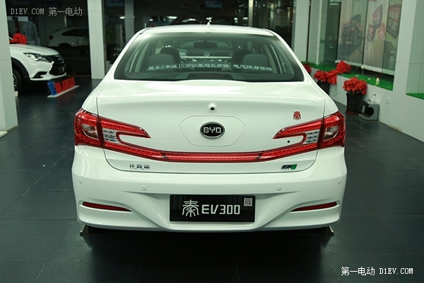17款比亚迪秦ev300续航实测,比亚迪秦2016款ev300旗舰型