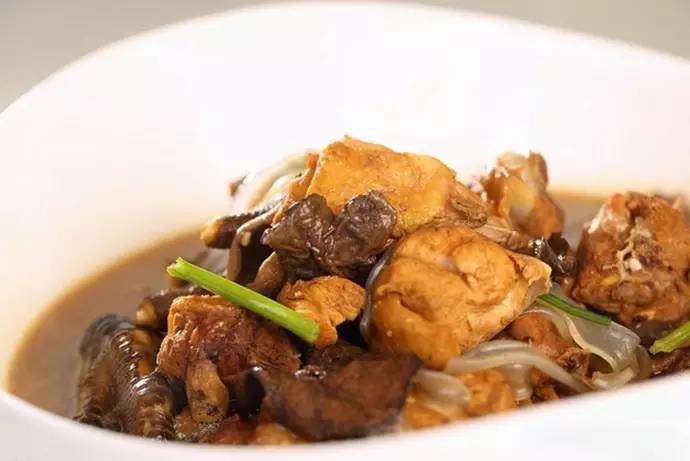 青岛有好吃不辣的饭店,青岛有什么好的自助海鲜餐厅