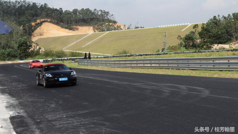 迈纳极速“豪霆赛车大兴奔驰杯”赛道极速赛在深圳隆重举行