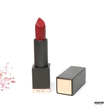 刚出来的口红新款,刚上新的口红