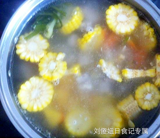 美味又香甜可口的排骨汤,鲜香美味的排骨汤