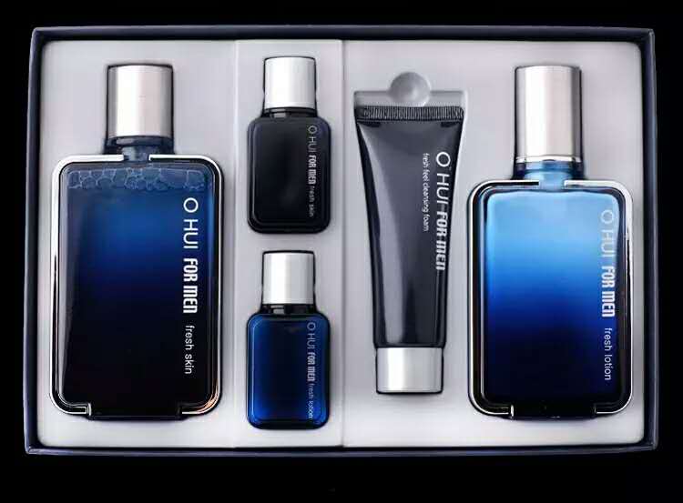 想问男朋友用什么护肤用品怎么问 (不知道给女朋友买什么护肤品)