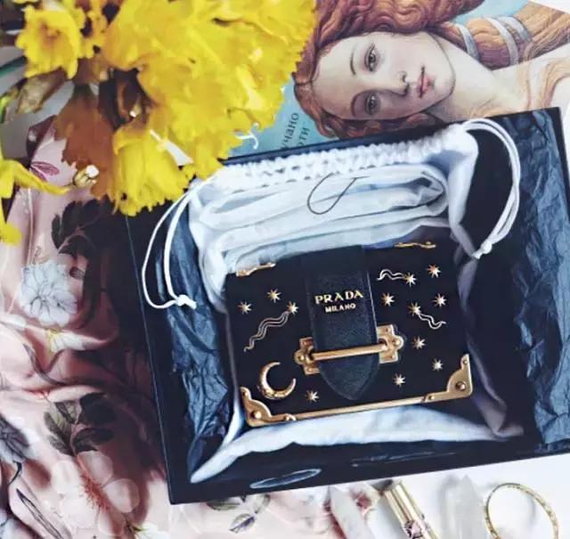 带货女王杨幂御姐,prada2024秋冬秀有刘雯吗