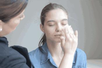 毛孔粗大怎么办？不同年龄专属收缩毛孔法！