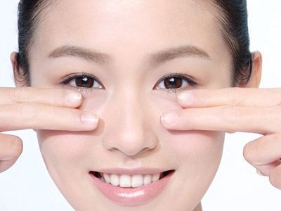 黑眼圈或眼袋很重？20几岁的年纪怎么办？