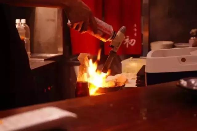 西湖日料美食,杭州西湖深夜食堂