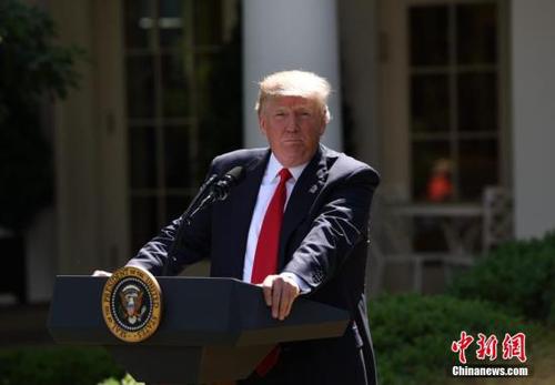 光明早报：贴吧、微博等被罚；节前油价迎两连涨