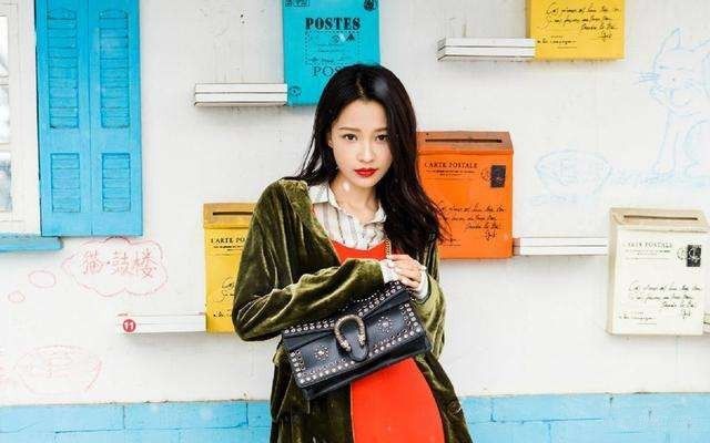 入秋必买的长袖衬衫打造职场范,入秋好看的收腰衬衫