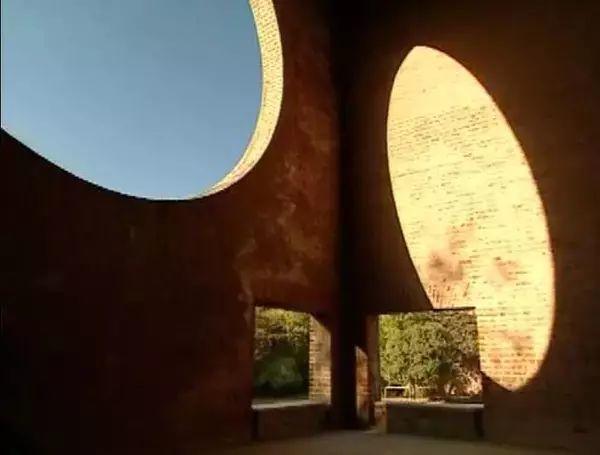 看电影真能学外语吗,学设计该看的电影