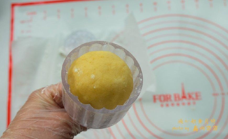 每年抢都抢不到的网红月饼，我做了一大盒，邻居闻到香味都来敲门