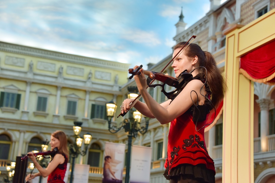 澳门威尼斯金碧光辉吗,澳门威尼斯人金碧光辉的大堂长廊