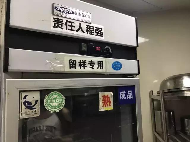 五星级酒店的厨房是什么样的,五星级酒店的厨房