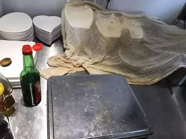 五星级酒店的厨房是什么样的,五星级酒店的厨房