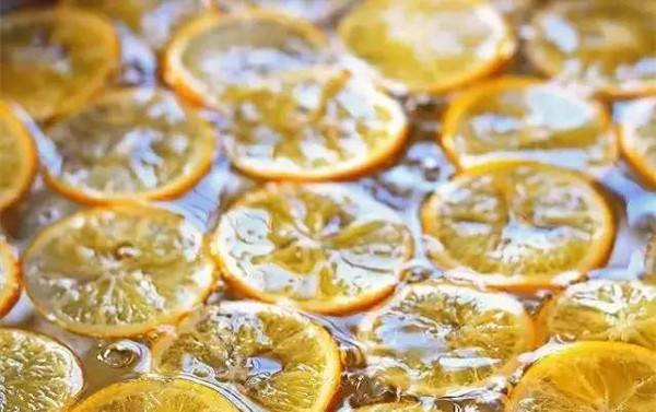 去除家里的烟臭和酒臭,白醋洒了一屋子怎么除味