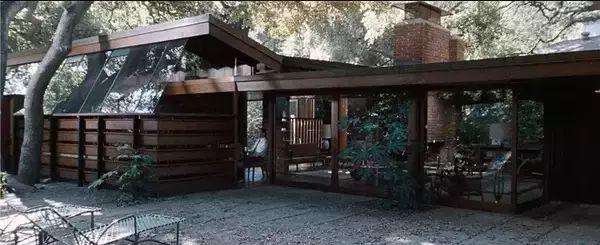 看电影真能学外语吗,学设计该看的电影