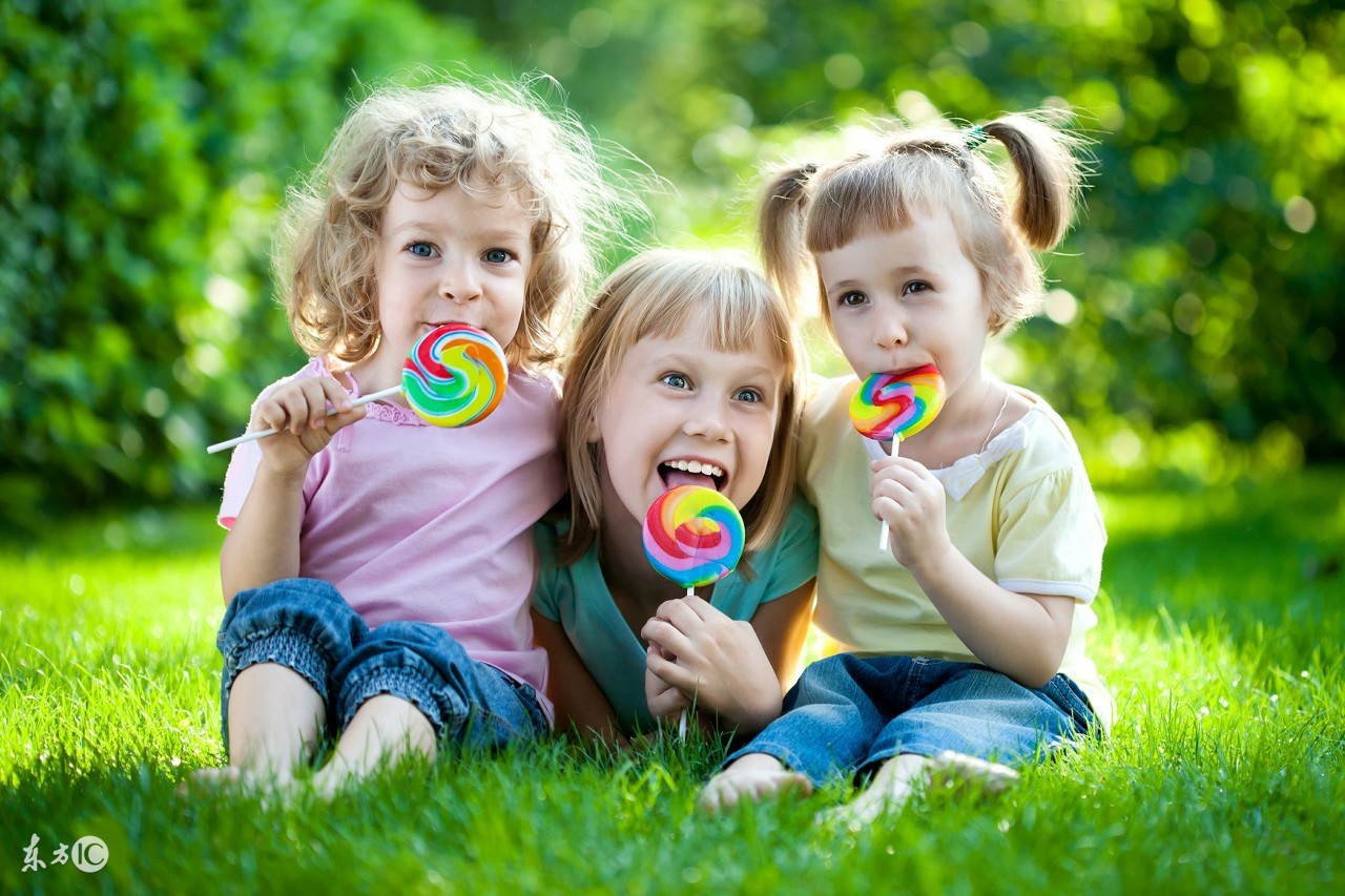 学会了这4招轻松搞定母乳喂养,新妈妈喂宝宝母乳