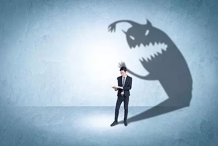 高房价没有错，错的是那些35岁后还不知道干嘛的人！