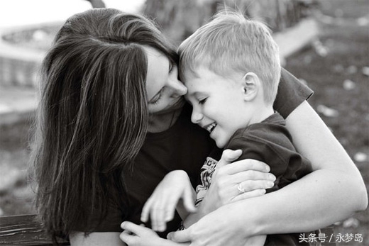 当小孩被吓到的真实反应,家长说小孩被吓到了怎么回答