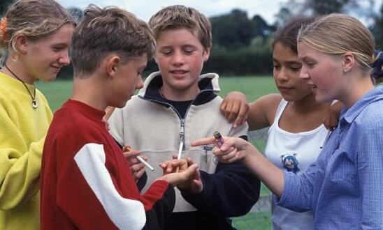 学生吸烟了怎么处理,学生吸烟的十大危害口诀完整的