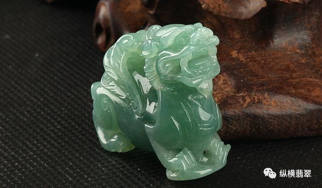 歪头翡翠貔貅招横财，正脸翡翠貔貅守正财，还有最后一点不能忽略