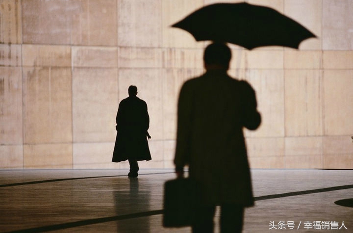 离开了外企一年过后过得并不好,离开职场后再入职场难吗