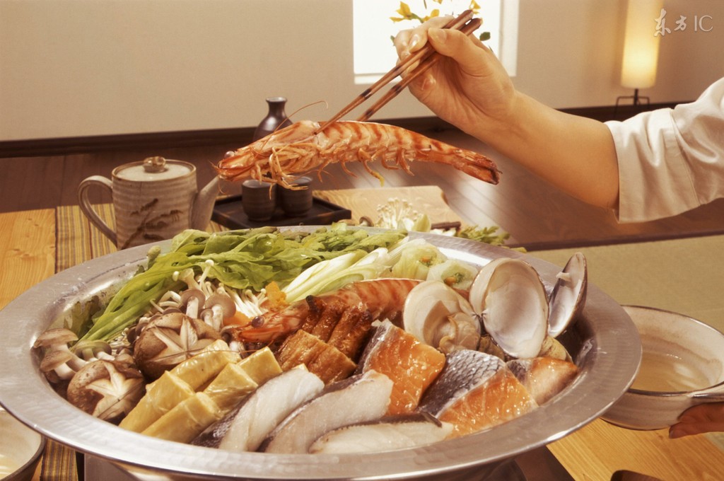 母乳喂养需要忌口辣椒吗,母乳妈妈应该怎么关注饮食