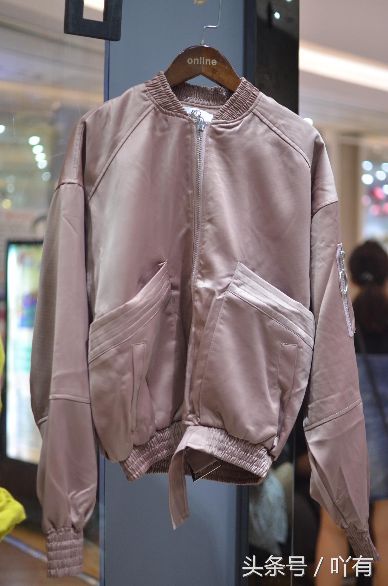 手持式蒸汽熨烫机使用教程,心连心手持蒸汽熨烫机的使用方法