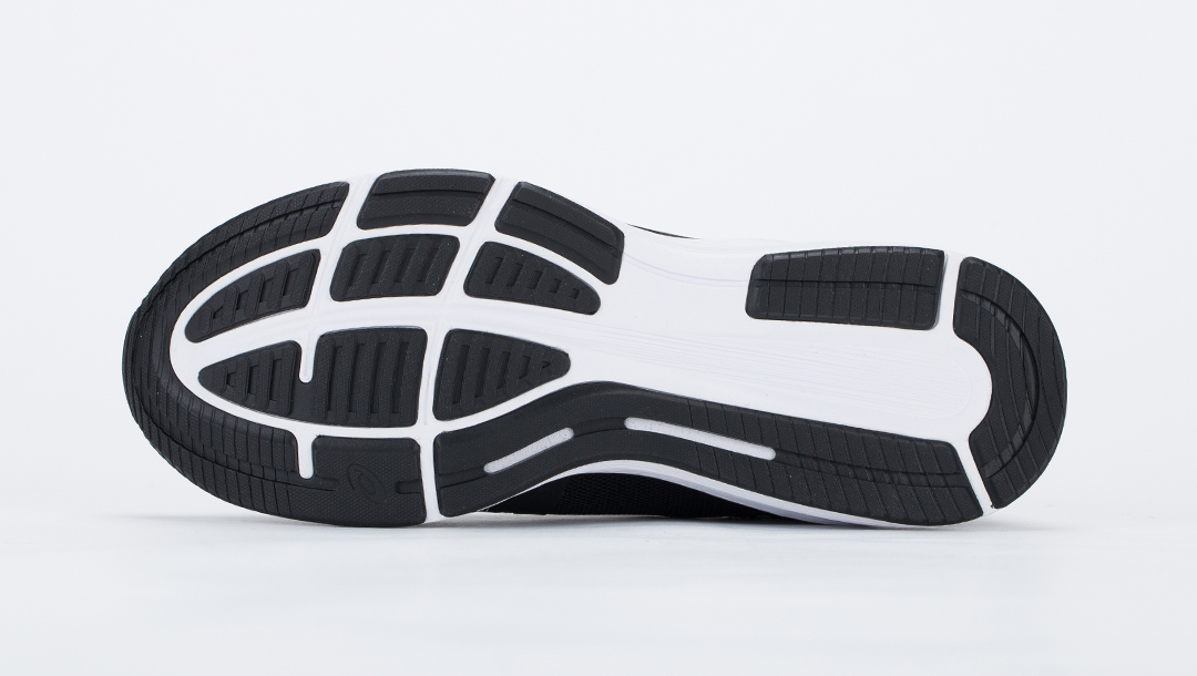 没有Gel缓震胶还是ASICS跑鞋吗？RoadHawkFF跑鞋才是ASICS的未来