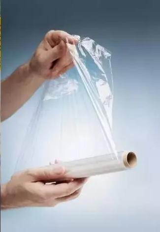 油烟机上的塑料油渍怎么去除,油烟机旁边有个塑料瓶怎么清洗