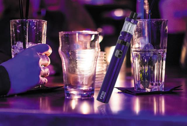 国际巨星和欧美巨星,国际明星抽烟