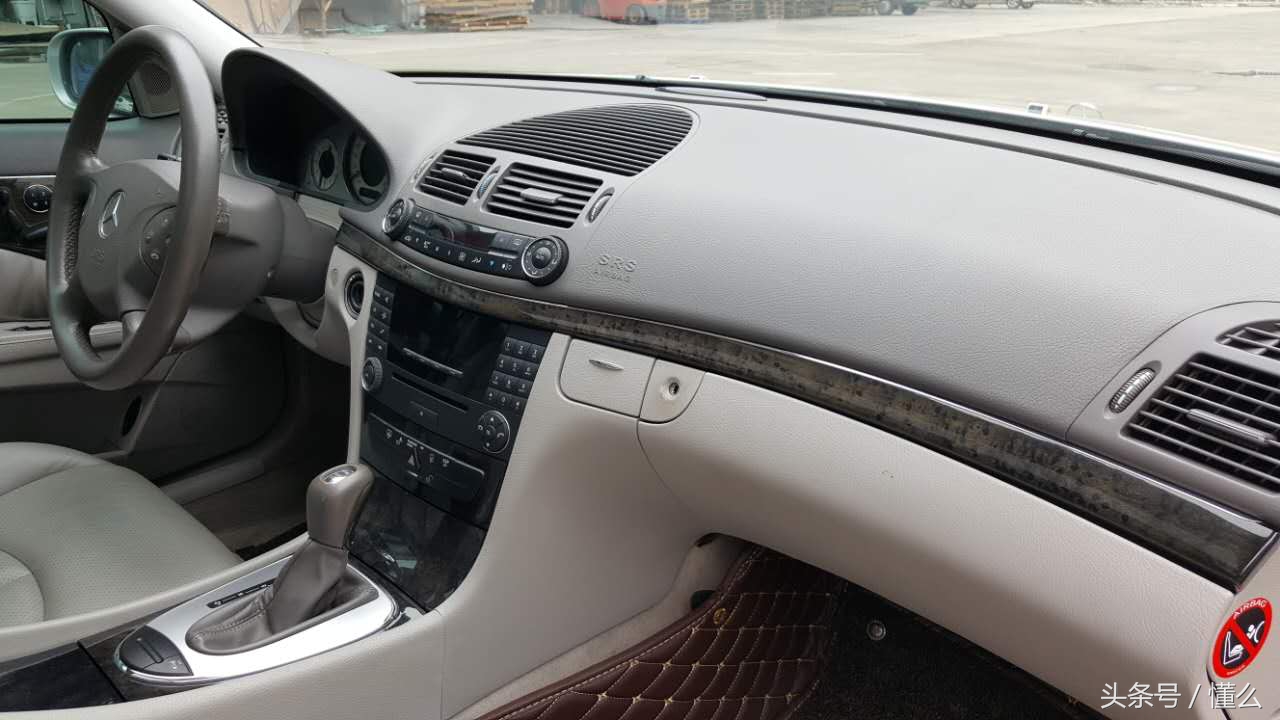 02款四眼奔驰w211入手要关注什么,2007年四眼奔驰w211值得买吗