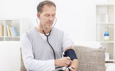 半导体激光治疗高血压,弱激光治疗仪对三高真有疗效吗