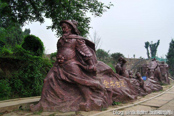 西成高铁沿线旅游,川西北高铁沿线旅游景点