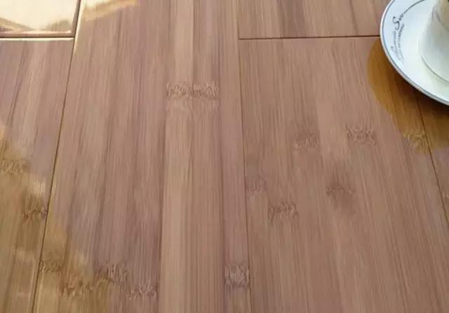 实木地板有坑怎么补救,番龙眼实木地板容易起坑