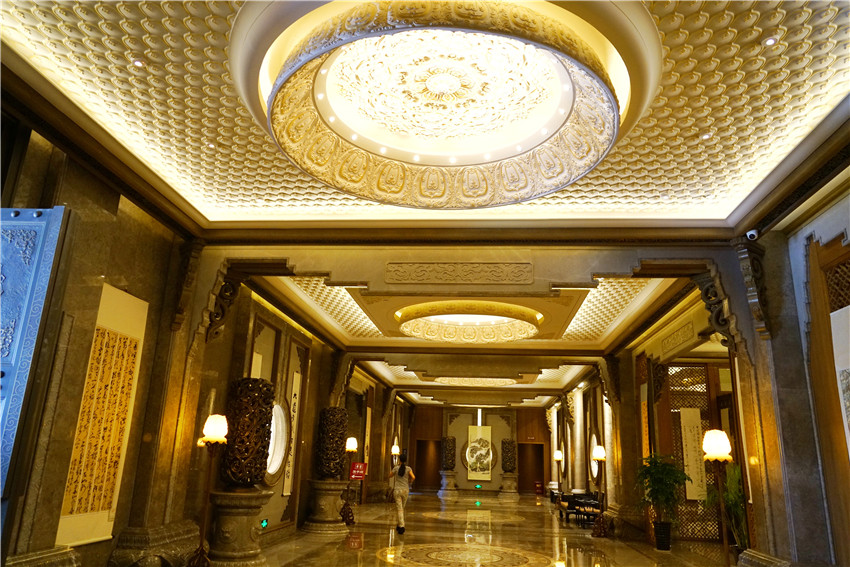 礼佛峨眉顶,礼佛普陀山