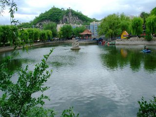 本溪旅游枫叶,最美枫叶本溪