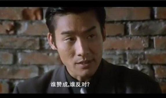 杨幂村姑造型看不出是本人，而一眼认不出的男星谁也比不过梁家辉